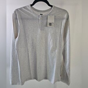 Levi's women's long sleeve top